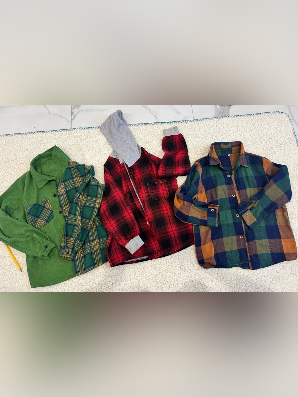 🍂 Bundle of 3 Fall Flannels – Perfect Cozy Autumn Style! 🍂 sz 8-9